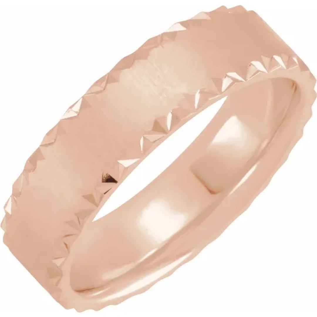 Men's white gold scalloped wedding ring