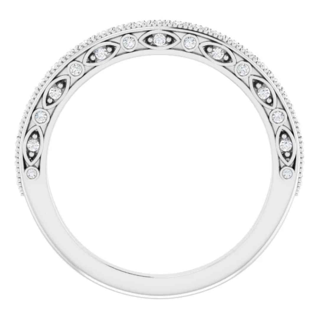 women's 14K white gold vintage inspired  diamond wedding ring 